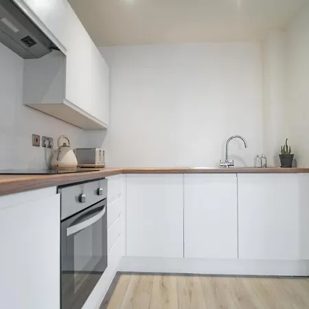 Velvet - Conditioning House * Bradford (West Yorkshire)