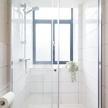 Velvet - Conditioning House * Bradford (West Yorkshire)