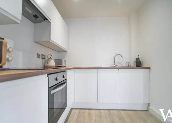 Velvet - Conditioning House * Bradford (West Yorkshire)