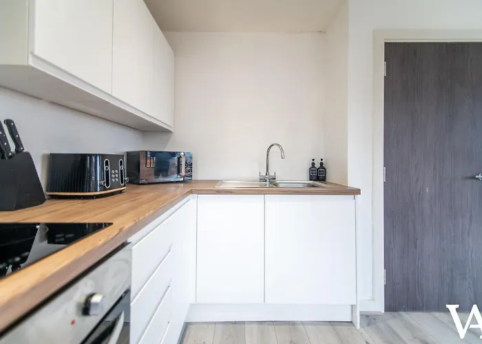 Velvet - Conditioning House *