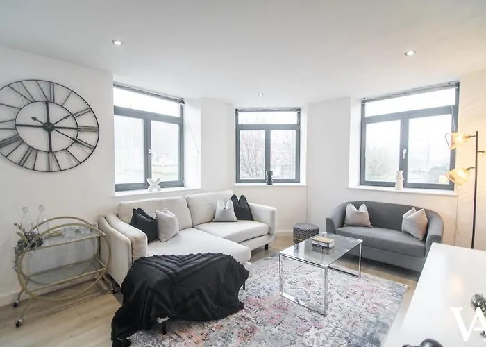 Velvet - Conditioning House * ブラッドフォード